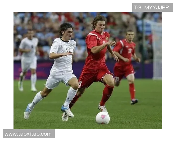 赛后复盘:广州与深圳羽毛球队对决中的战术意识与团队协作分析 赛后复盘:广州与深圳羽毛球队对决中的战术意识与团队协作分析