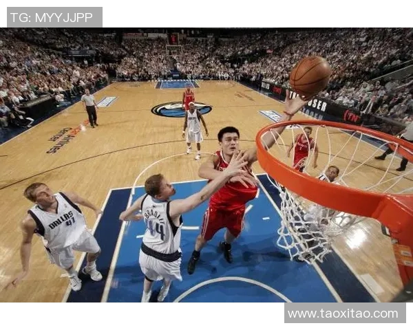 2016年火箭队与小牛队精彩对决录像回放全程回顾与分析