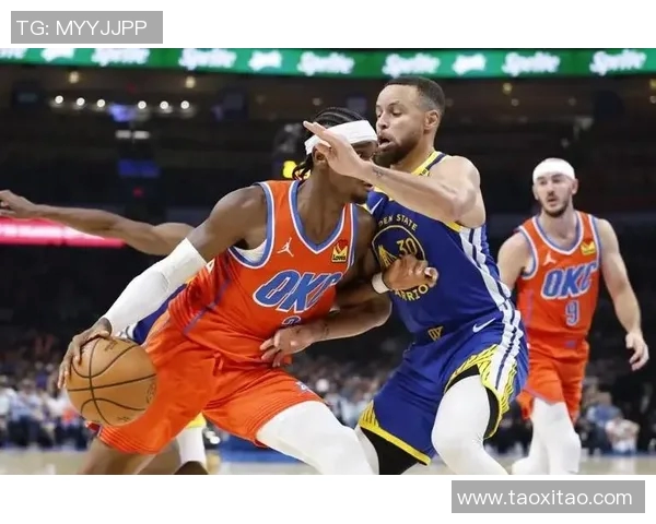 2015年NBA季后赛雷霆逆转勇士的经典对决与精彩瞬间回顾