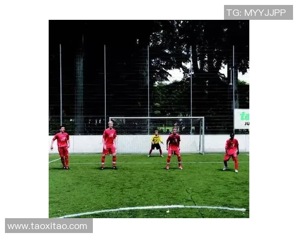 湘南比马与水手的激烈对决揭示了足球战术的新趋势与精彩瞬间 湘南比马与水手的激烈对决揭示了足球战术的新趋势与精彩瞬间