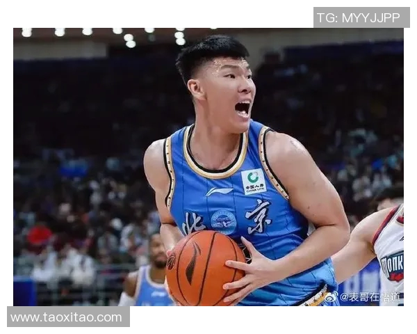 范子铭的成长之路与篮球梦想的追逐历程探秘 范子铭的成长之路与篮球梦想的追逐历程探秘