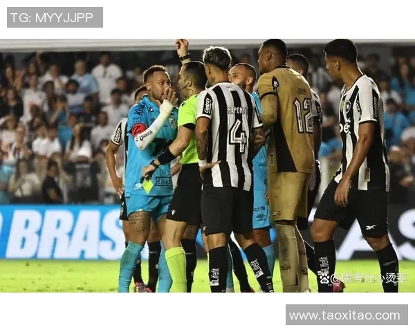 内马尔本赛季再遭伤病困扰巴黎欧冠前景岌岌可危 内马尔本赛季再遭伤病困扰巴黎欧冠前景岌岌可危