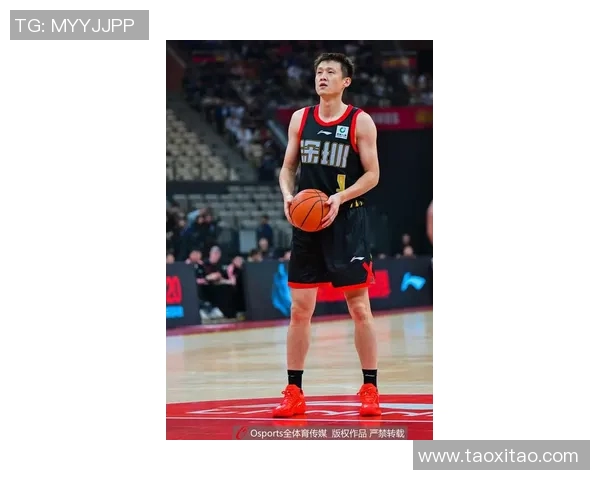 周鹏:从篮球场上的拼搏者到生活中的多面手,探索他的成长与转变之路 周鹏:从篮球场上的拼搏者到生活中的多面手,探索他的成长与转变之路