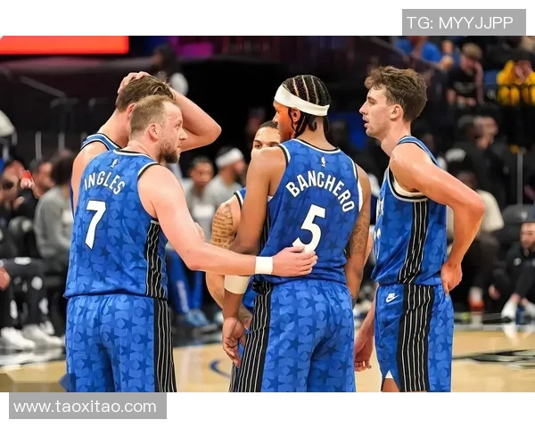 湖人队与魔术队激战正酣谁能在这场对决中笑到最后 湖人队与魔术队激战正酣谁能在这场对决中笑到最后